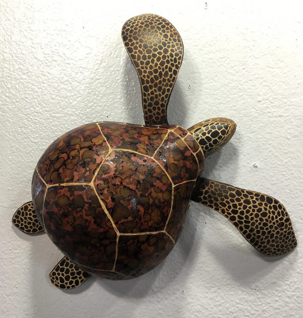 A turtle made from gourds